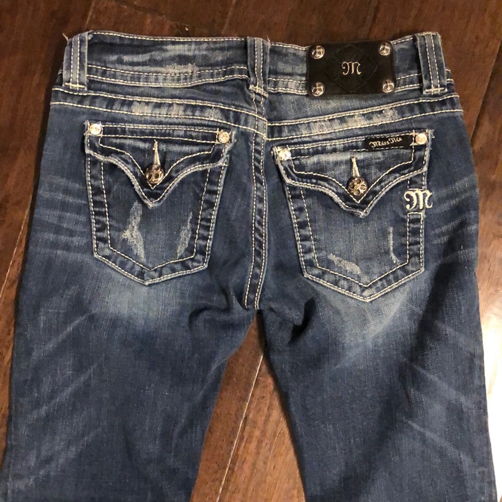 Miss Me skinny jeans. Size 27. Straight leg. Stretch